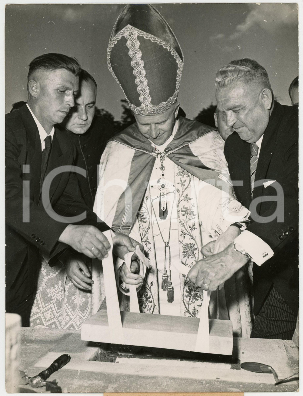 1953 SPEYER BERNHARDSKIRCHE Nunzio apostolico Aloysius MUENCH posa prima pietra