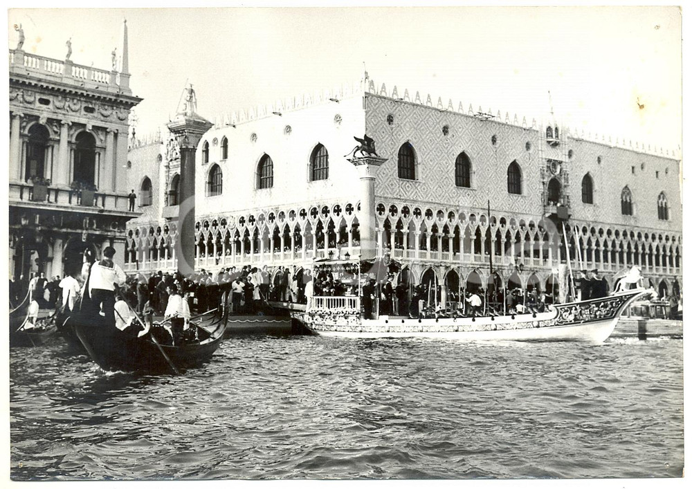 1959 VENEZIA Bacino SAN MARCO - BUCINTORO trasporta spoglie di SAN PIO X *Foto