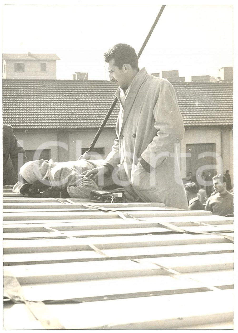 1958 REGGIO CALABRIA - Naufragio BONITAS - Familiari all'arrivo delle salme (1)
