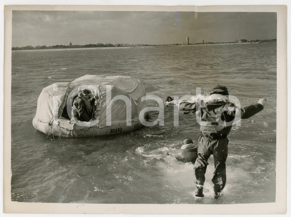 1955 GOSPORT ENGLAND - Air arm pilots test new inflatable life-rafts *Photo