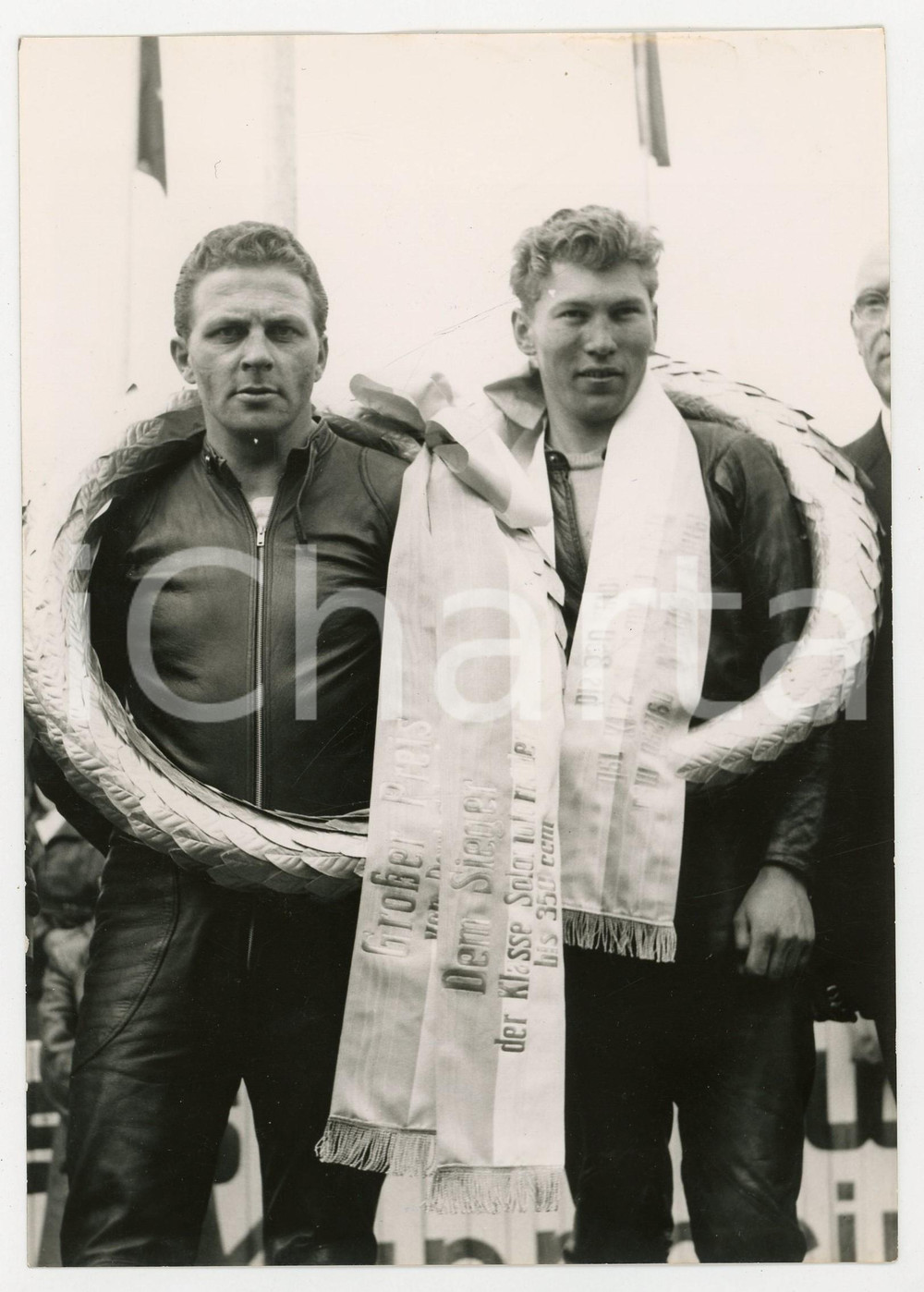 Fotografia d epoca originale 1957 HOCKENHEIMRING MOTOMONDIALE Vincitore Libero LIBERATI con Helmut HALLMEIER 1