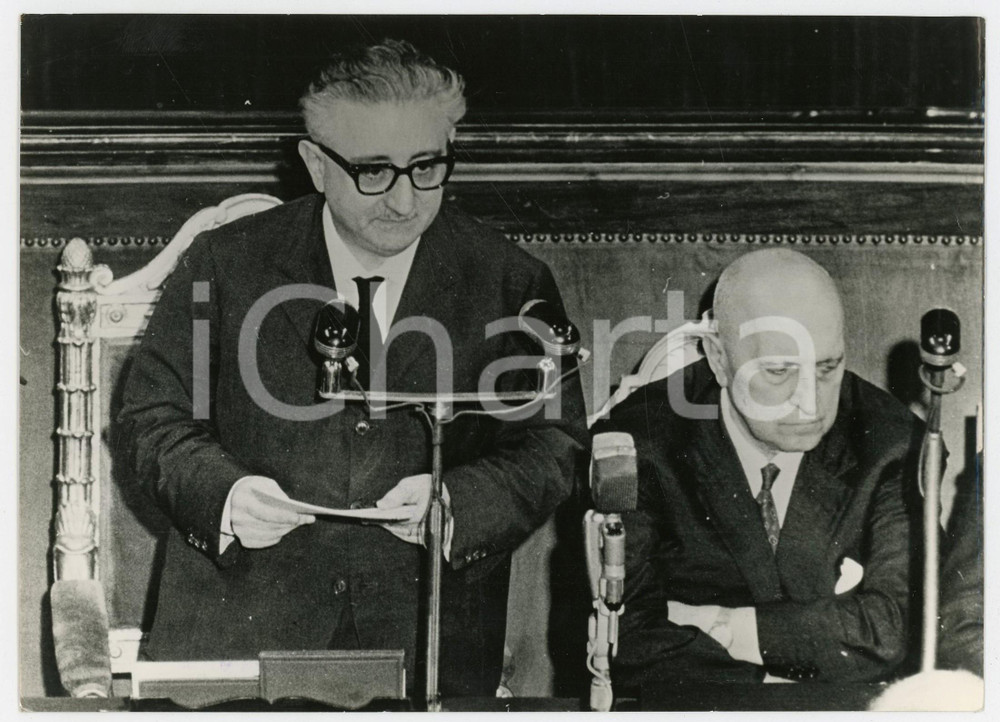 1963 ROMA SENATO Fiducia al governo LEONE I - Giovanni LEONE e Attilio PICCIONI
