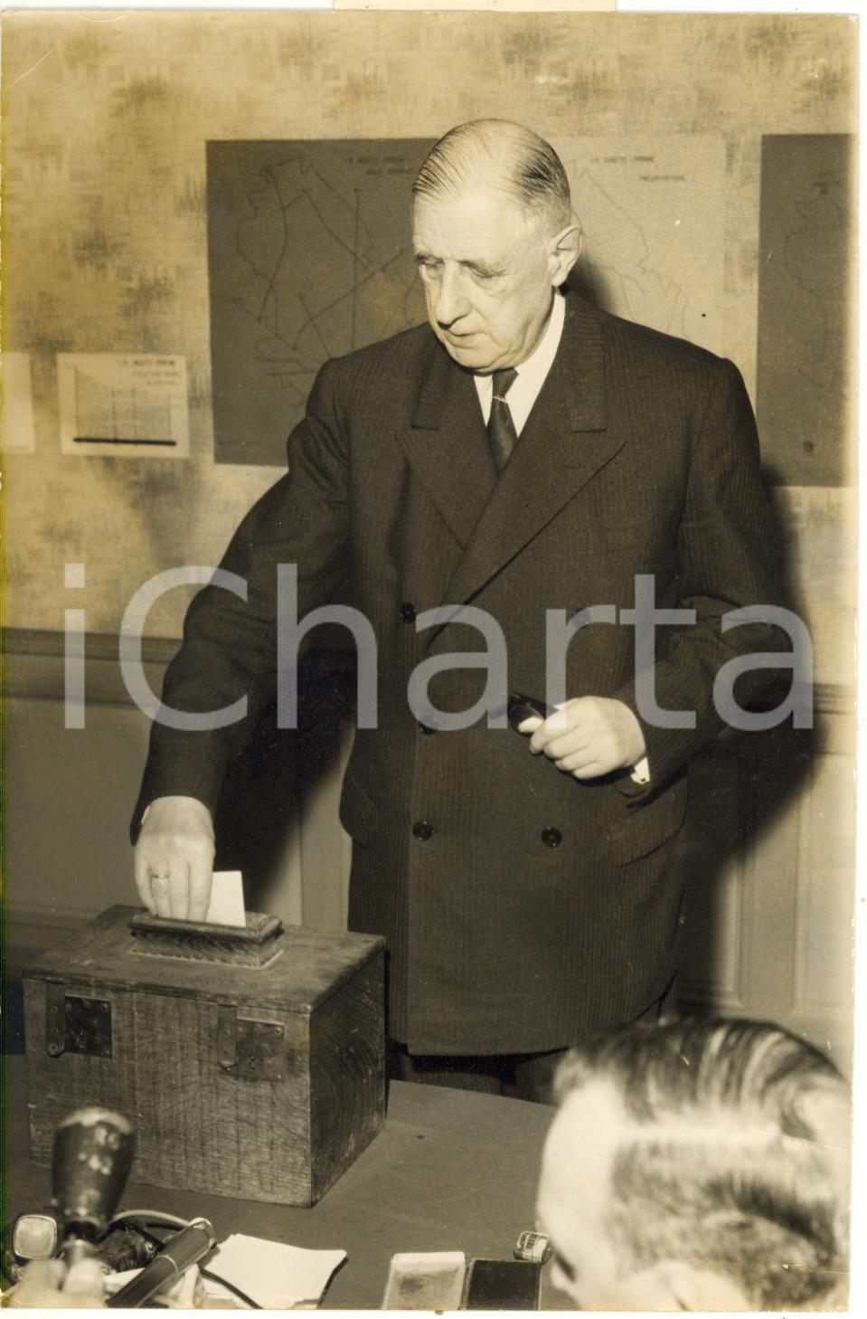 1961 COLOMBEY - Charles DE GAULLE vote au Référendum autodétermination ALGÉRIE