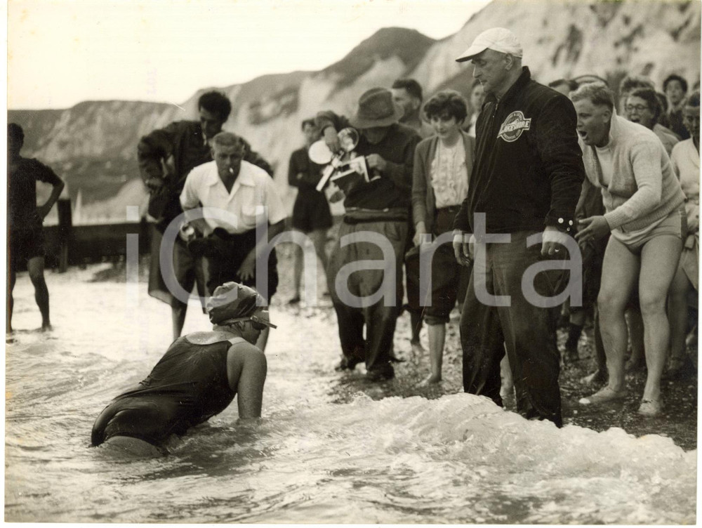 1955 ABBOT'S CLIFF (UK) Cross-Channel Swimming Race - Marilyn BELL Gus RYDER