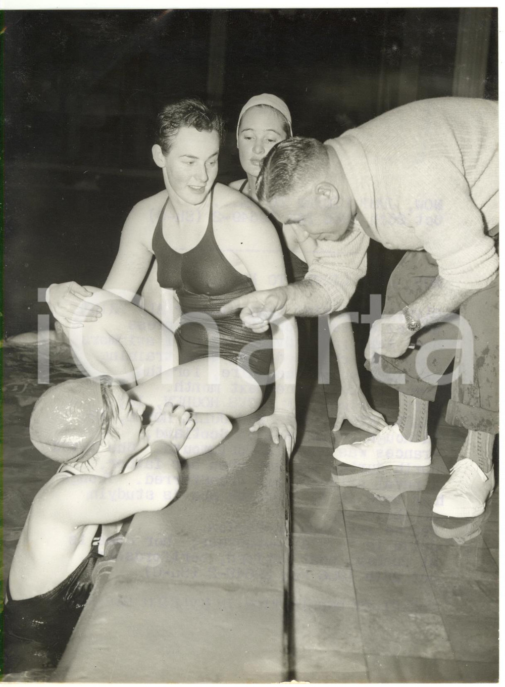 1956 BLACKPOOL UK - SWIMMING Alf PRINCE Frances HOGBEN Fearne EWART Julie HOYLE