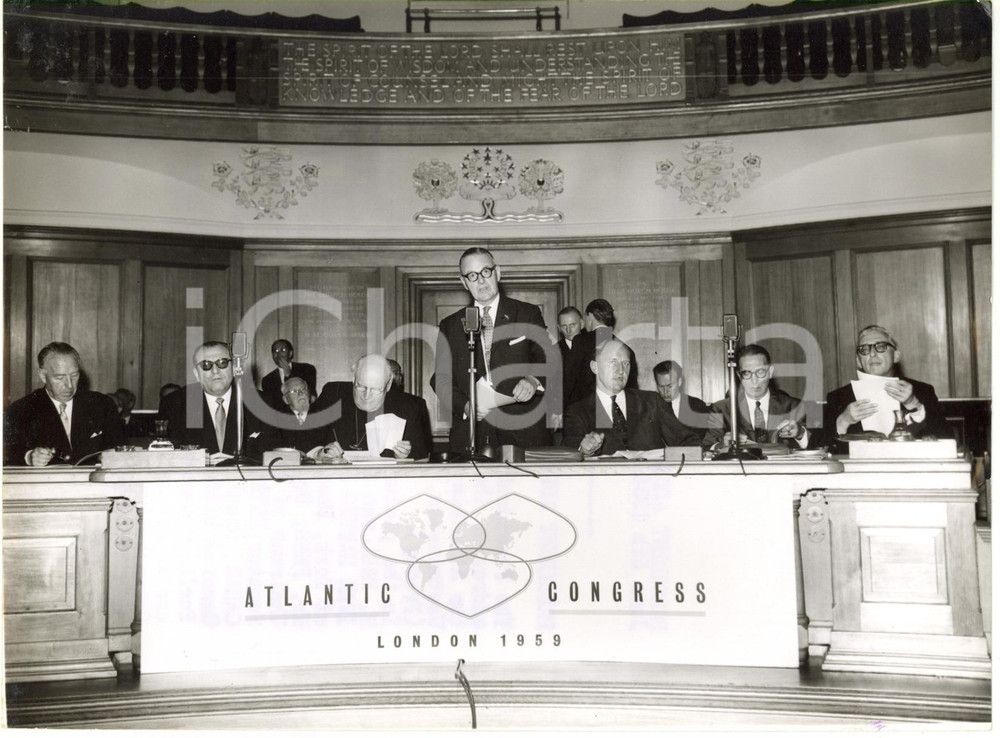 1959 LONDON - President J.J. FENS opens plenary session of the ATLANTIC CONGRESS