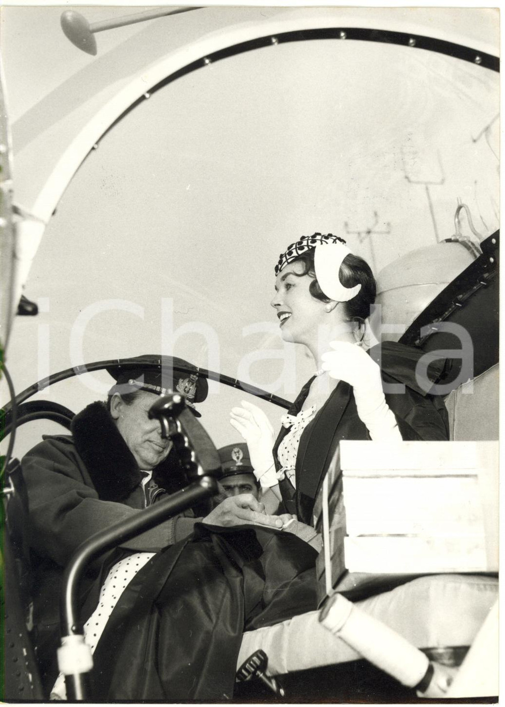 1957 MILANO Aeroporto LINATE - Arrivo di Dawn ADDAMS in elicottero *Foto 13x18