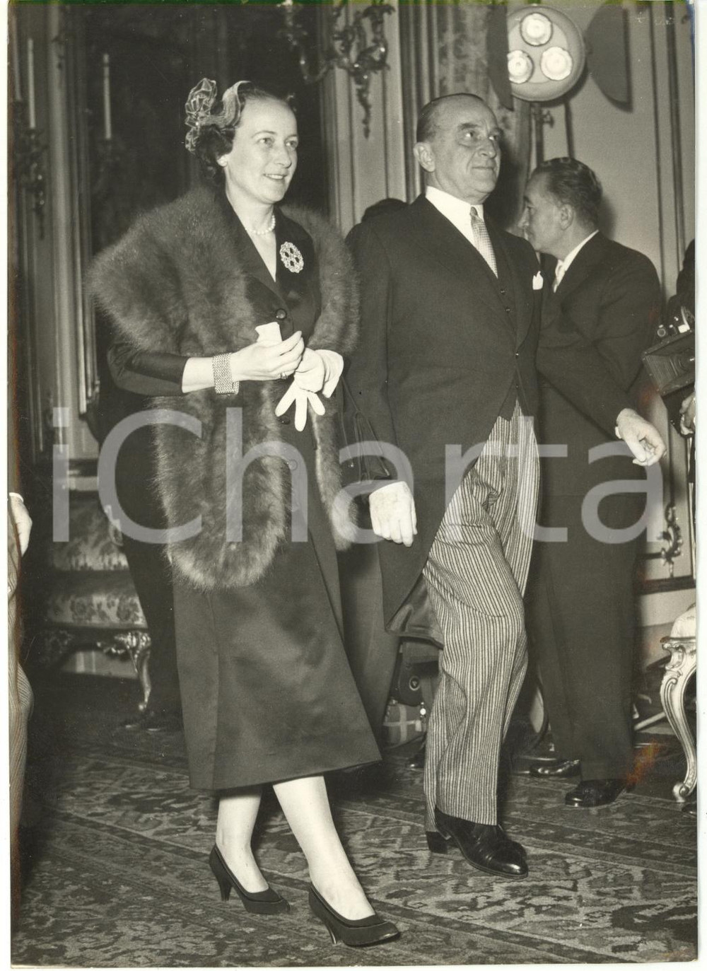 1955 ROMA QUIRINALE - Presidente del Senato Cesare MERZAGORA con la moglie 
