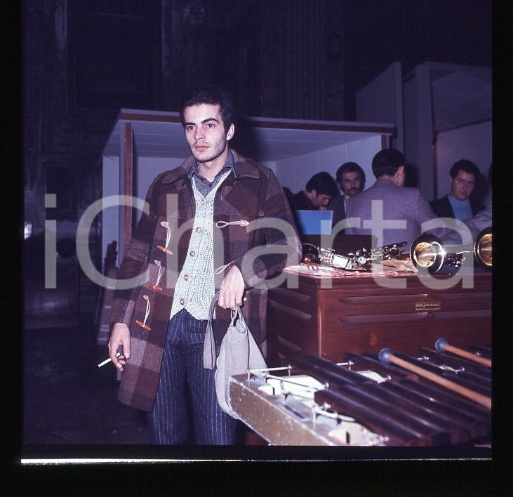 6X6cm NEGATIVO ORIGINALE * 1970 ca ITALIA MUSICA DONATELLO Giuliano ILLIANI 45