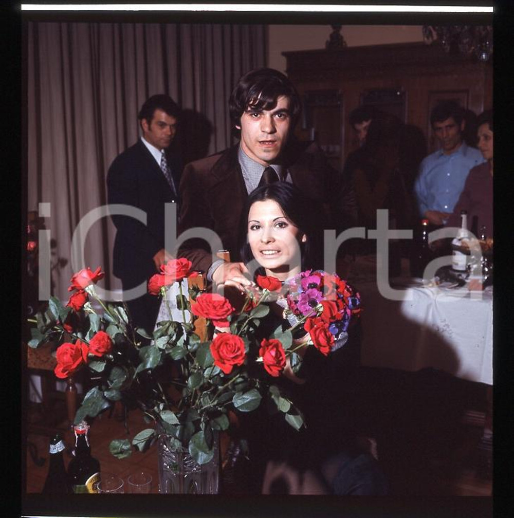 6X6cm NEGATIVO ORIGINALE * 1970ca COSTUME Rosanna FRATELLO Pino CAPPELLANO (2)