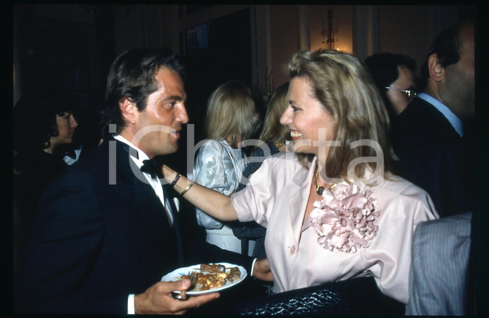 35mm vintage slide* 1989 FESTIVAL DI CANNES Saverio VALLONE e Daniela POGGI (2)