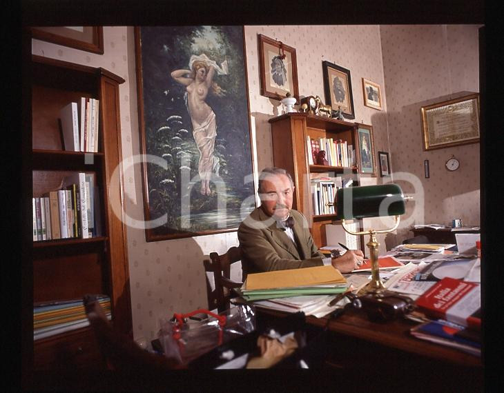 6X5cm NEGATIVO ORIGINALE * 1970ca FANTASCIENZA Harold Giorgio STUART In studio  