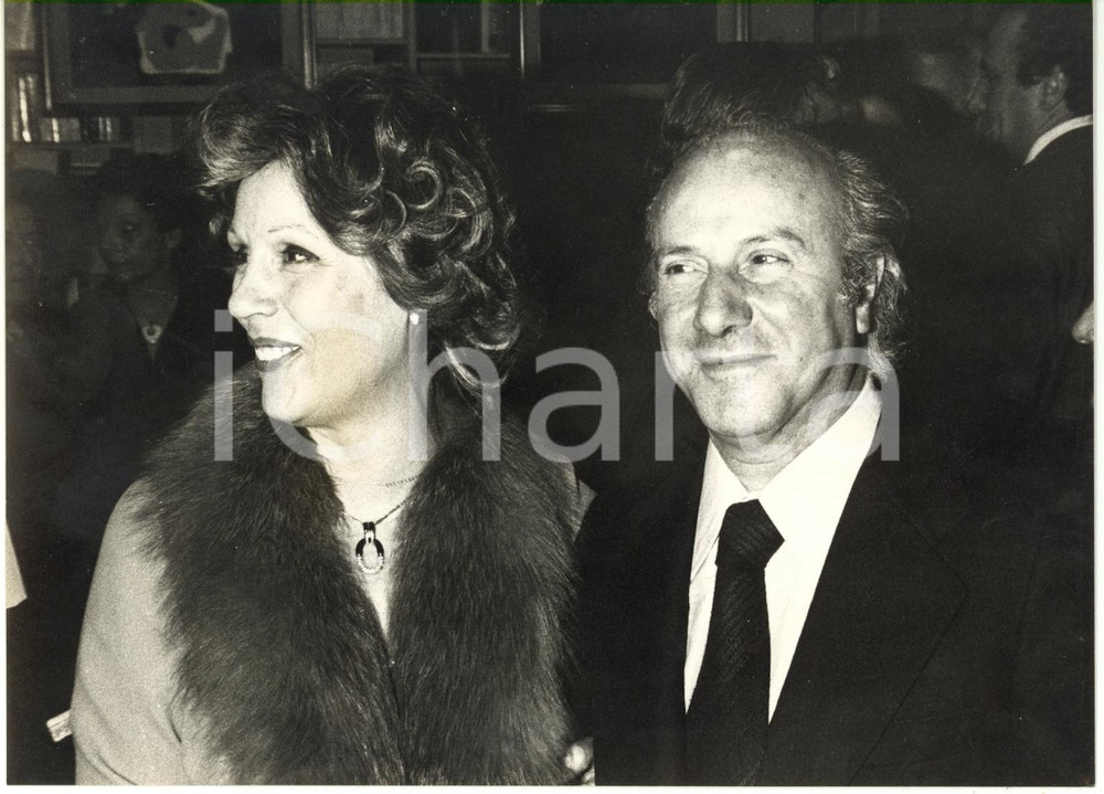 1975 ca ROMA COSTUME Remo CROCE con Tina GLORIANI - Ritratto *Foto 19x14 cm