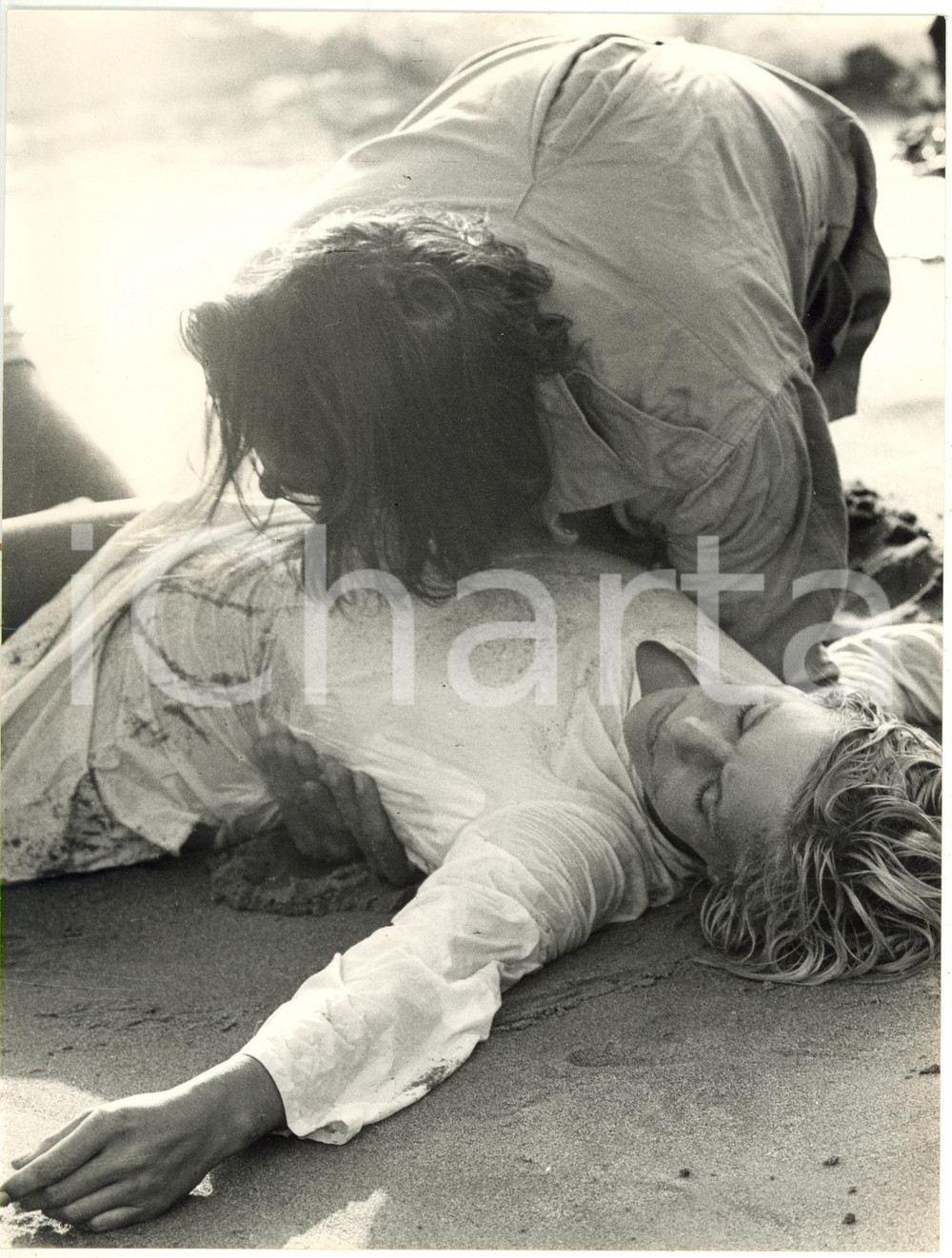 1973 CINEMA "Corpo d'amore" Mimsy FARMER e François SIMON in una scena del film