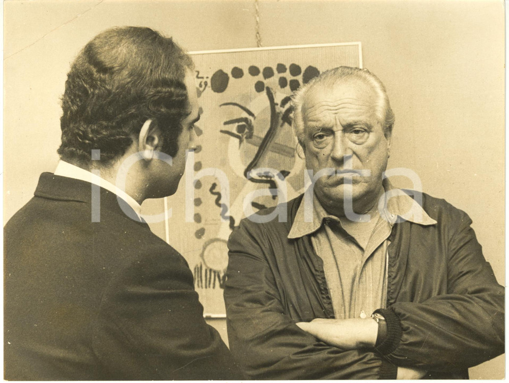 1970 ca ITALIA COSTUME - Rafael ALBERTI a una mostra d'arte - Ritratto del poeta
