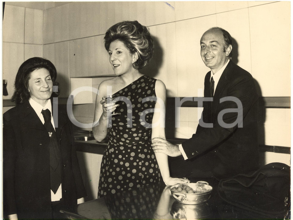 1970 ca ITALIA COSTUME - Federico FORQUET con Nicoletta MARESCA DI SERRACAPRIOLA