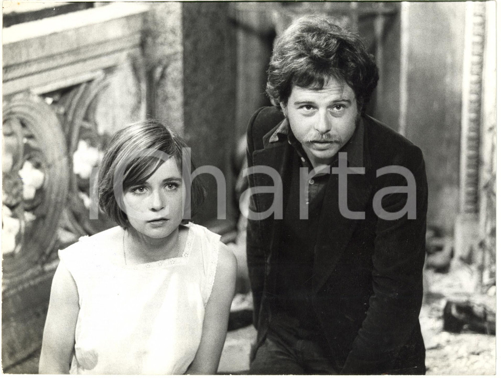 Fotografia d epoca originale 1977 CINEMA NenÃ¨  Leonora FANI con regista Salvatori SAMPERI sul set del film 1