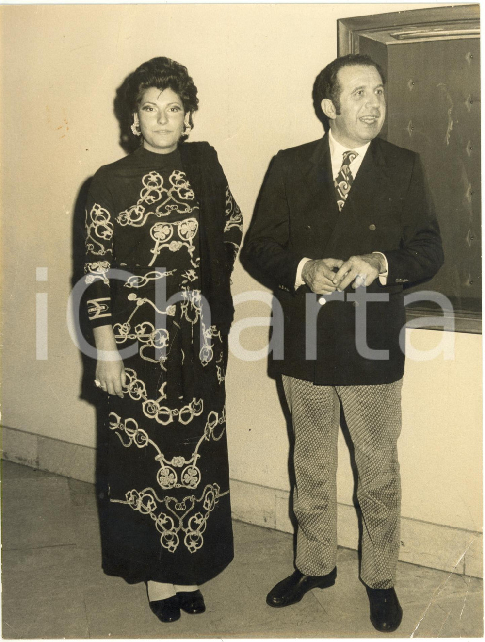 Fotografia d epoca originale 1975 ca ITALIA COSTUME  Ezio RADAELLI  Ritratto Fotografia VINTAGE 18x24 cm 1