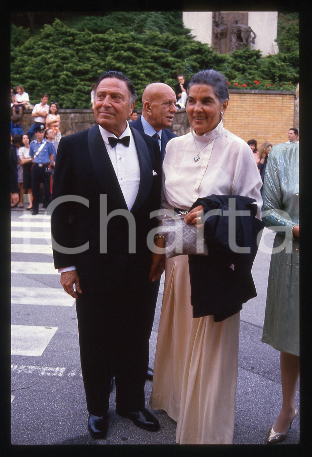 35mm vintage slide* 1988 CAMPIONE D'ITALIA Raf VALLONE con Elena VARZI (1)