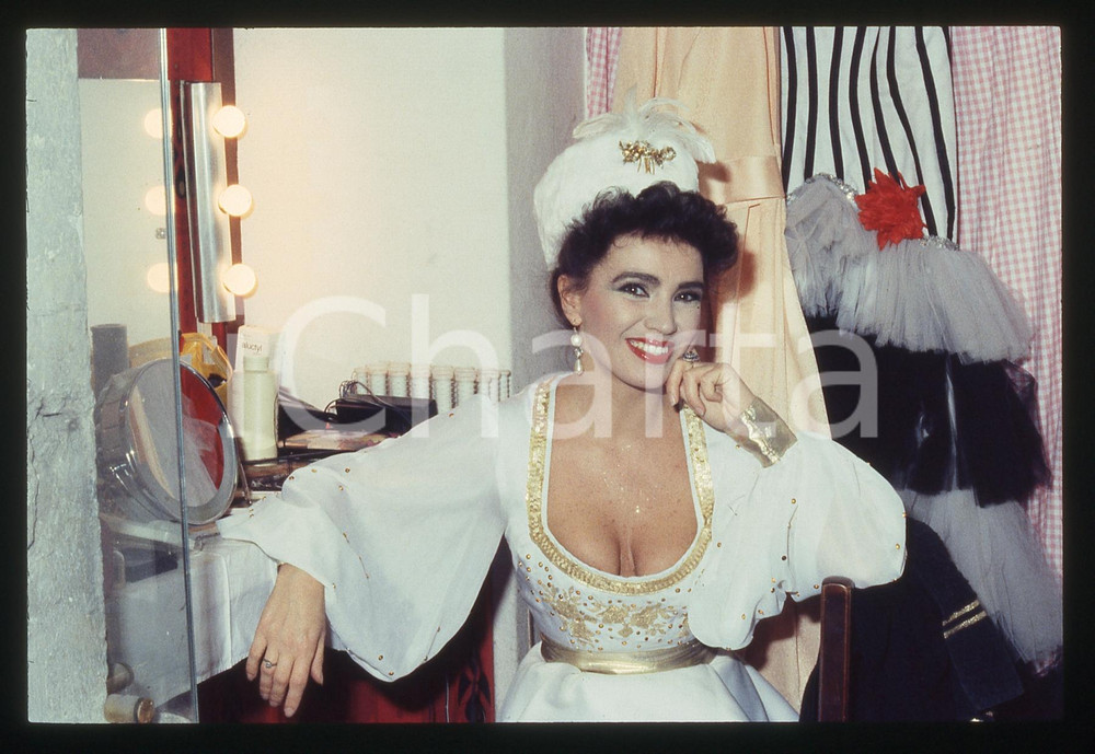35mm vintage slide* 1987 LA DANZA DELLE LIBELLULE Nadia FURLON in camerino (1)
