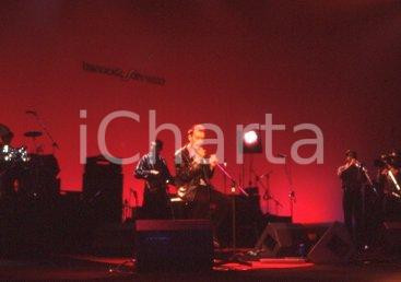 35mm vintage slide* 1995ca LA CRUS durante un concerto (2)