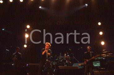 35mm vintage slide* 1995ca LA CRUS durante un concerto (6)