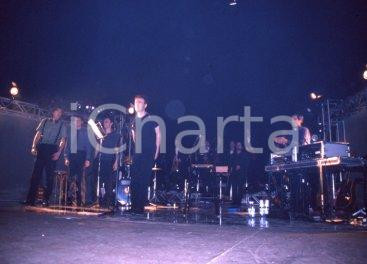 35mm vintage slide* 1995ca LA CRUS durante un concerto (19)
