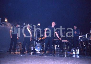 35mm vintage slide* 1995ca LA CRUS durante un concerto (20)