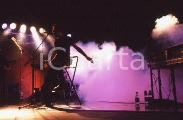 35mm vintage slide* 1995ca LA CRUS durante un concerto (22)
