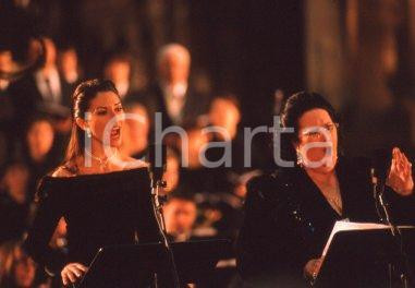 35mm vintage slide* 1995ca Monsterrat CABALLÉ Monsterrat MARTÍ in concerto (8)