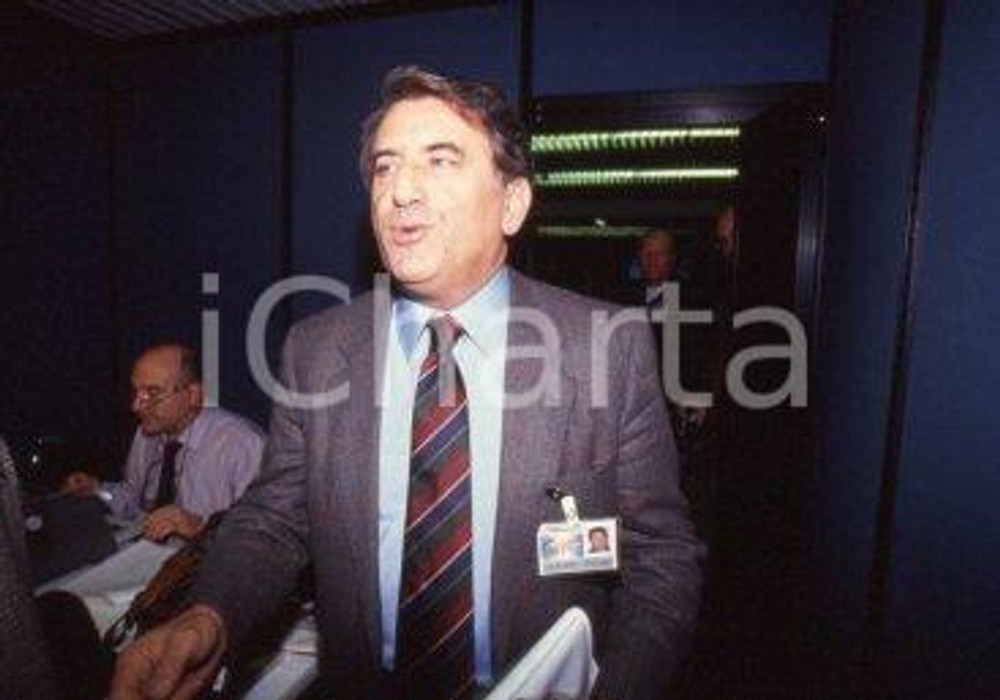 35mm vintage slide* 1990ca RAI Fulvio DAMIANI al congresso della DC (4)