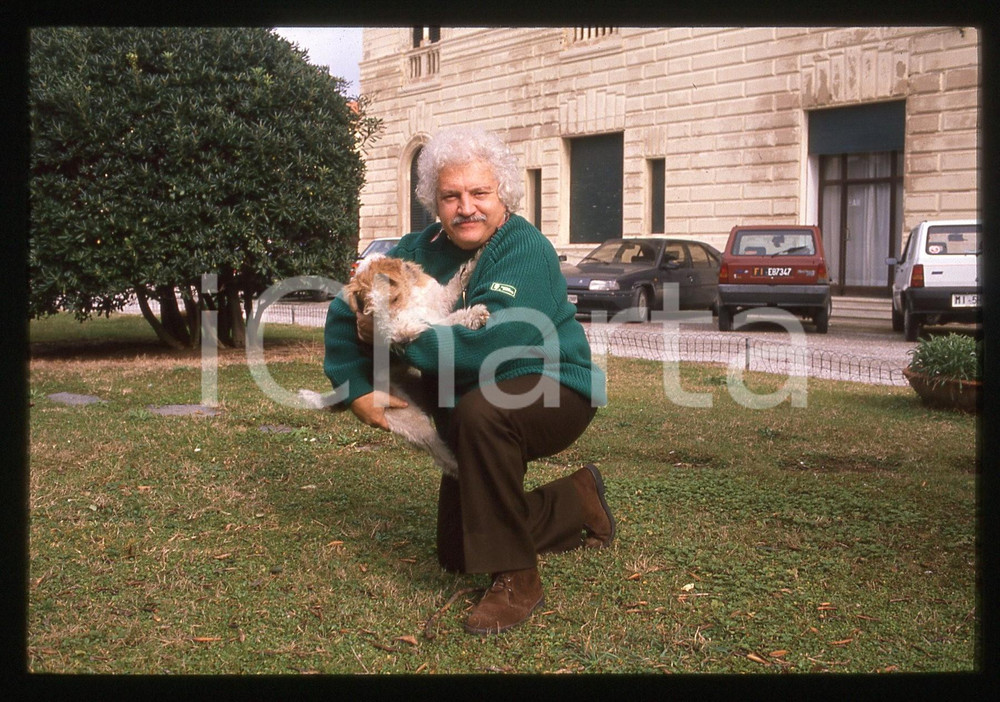 35mm vintage slide* 1990ca ITALIA COSTUME Bruno LAUZI con il suo cane Ritratto 4