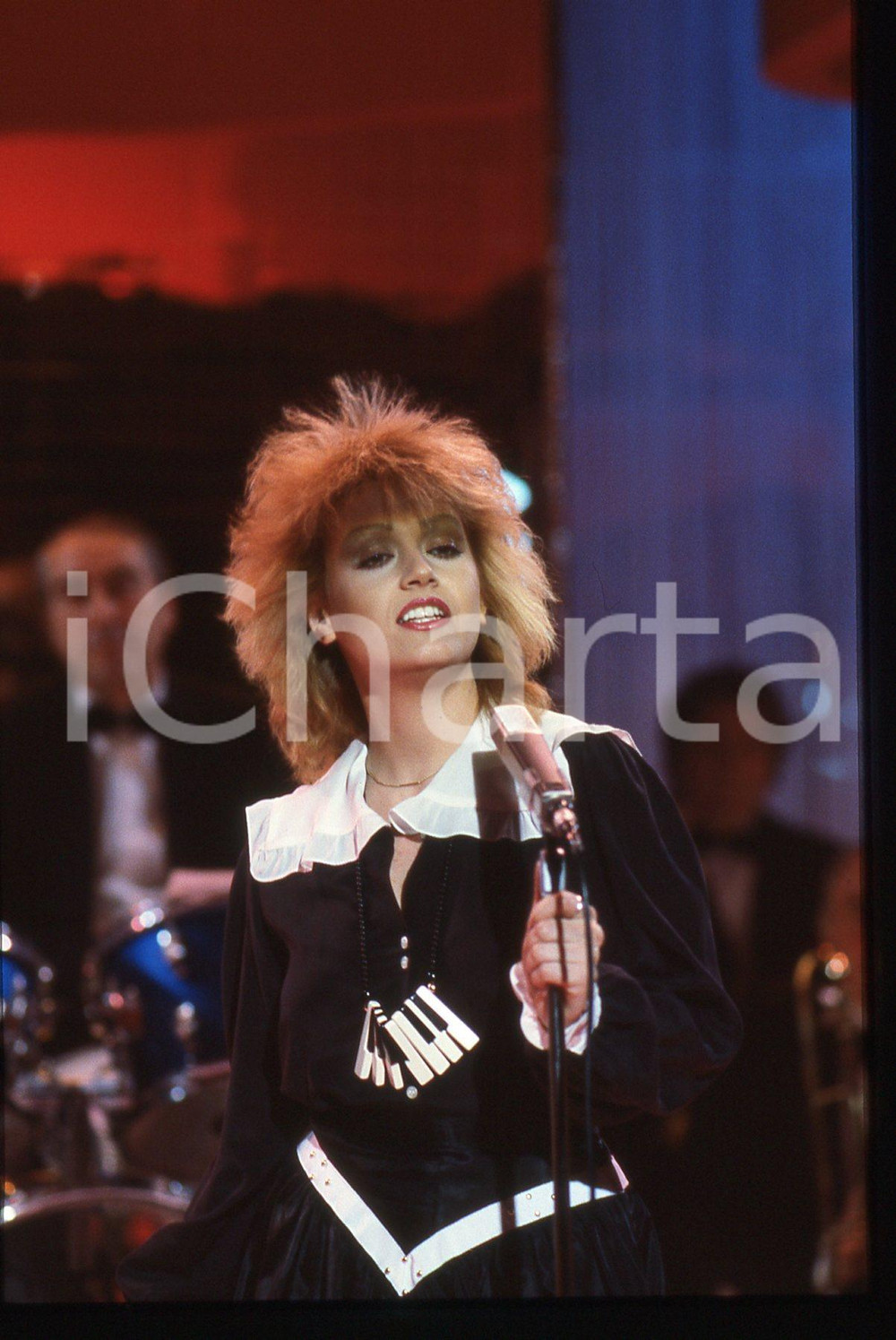 35mm vintage slide* 1980ca ITALIA MUSICA Tiziana RIVALE durante concerto (4)
