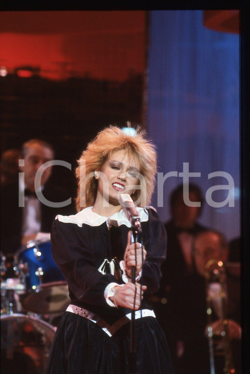 35mm vintage slide* 1980ca ITALIA MUSICA Tiziana RIVALE durante concerto (6)