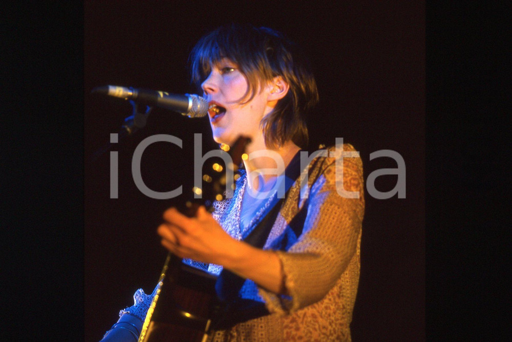 35mm vintage slide* 2000 VILLAFRANCA DI VERONA Beth ORTON durante il concerto 5