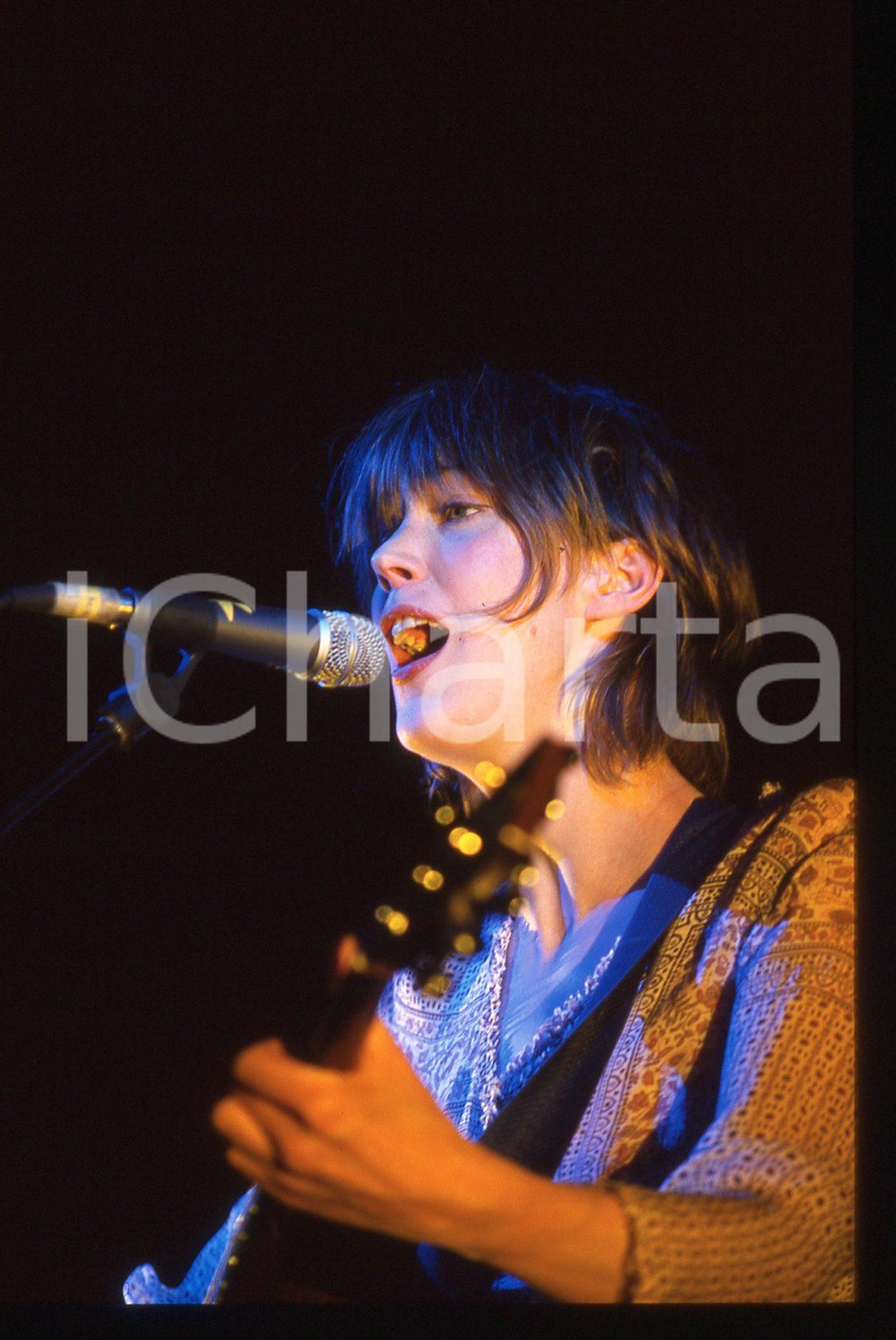35mm vintage slide* 2000 VILLAFRANCA DI VERONA Beth ORTON durante il concerto 9