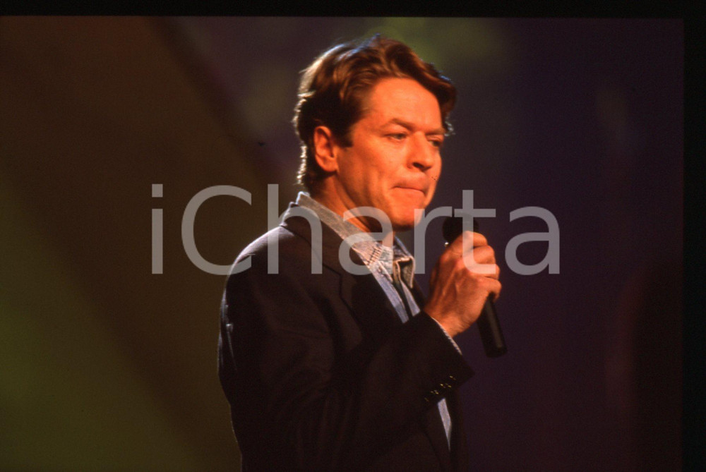 35mm vintage slide* 1989 BARI AZZURRO 89 Robert PALMER al Teatro Petruzzelli 2