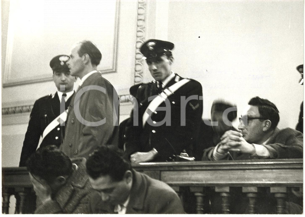 1958 TRIBUNALE DI TORINO - Eugenio PELLEGRINO e Giovanni PENNELLA in aula *Foto