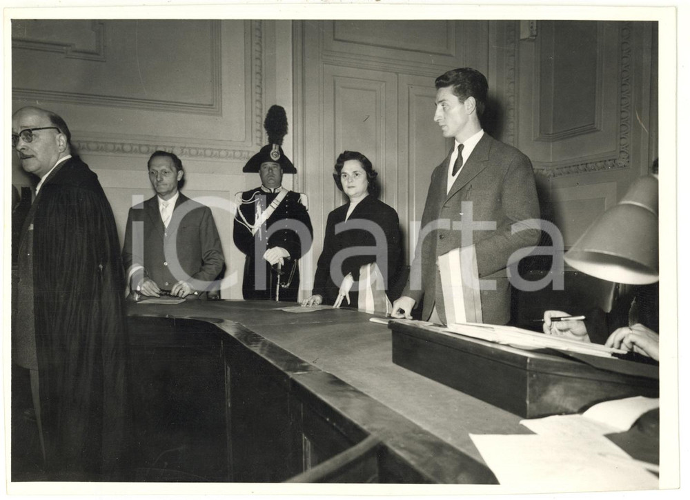 1958 TRIBUNALE DI TORINO Processo per infanticidio - Prime donne giurate (3) 