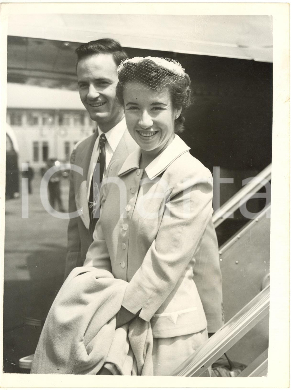1955 LONDON AIRPORT Maureen CONNOLLY and her husband Norman BRINKER on honeymoon