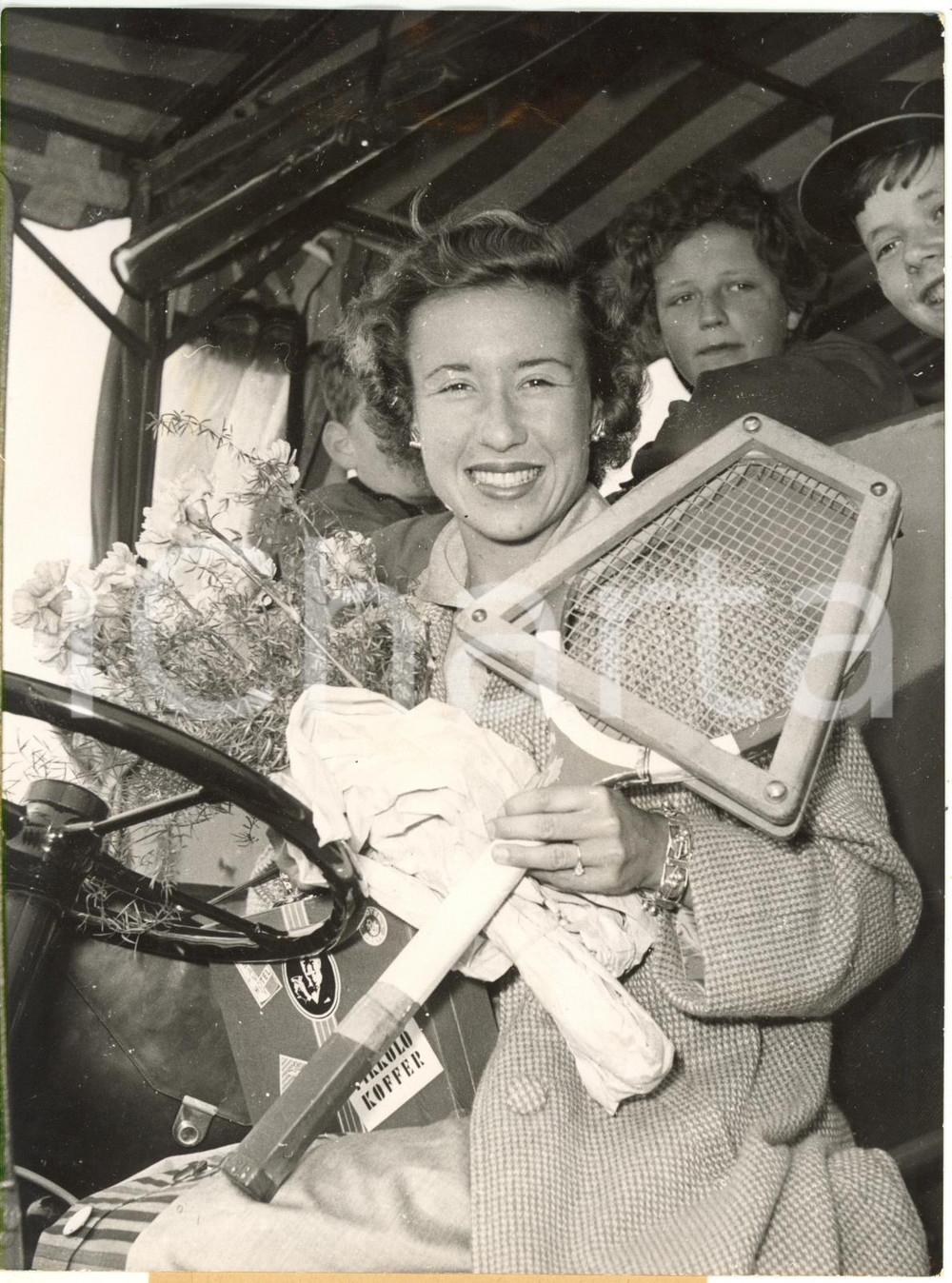 1954 FLUGHAFEN FRANKFURT AM MAIN - Maureen CONNOLLY - Ritratto della tennista