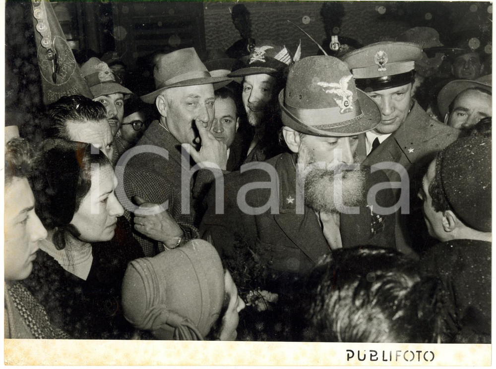 1954 UDINE - Arrivo del capitano degli ALPINI Franco MAGNANI reduce dall'URSS