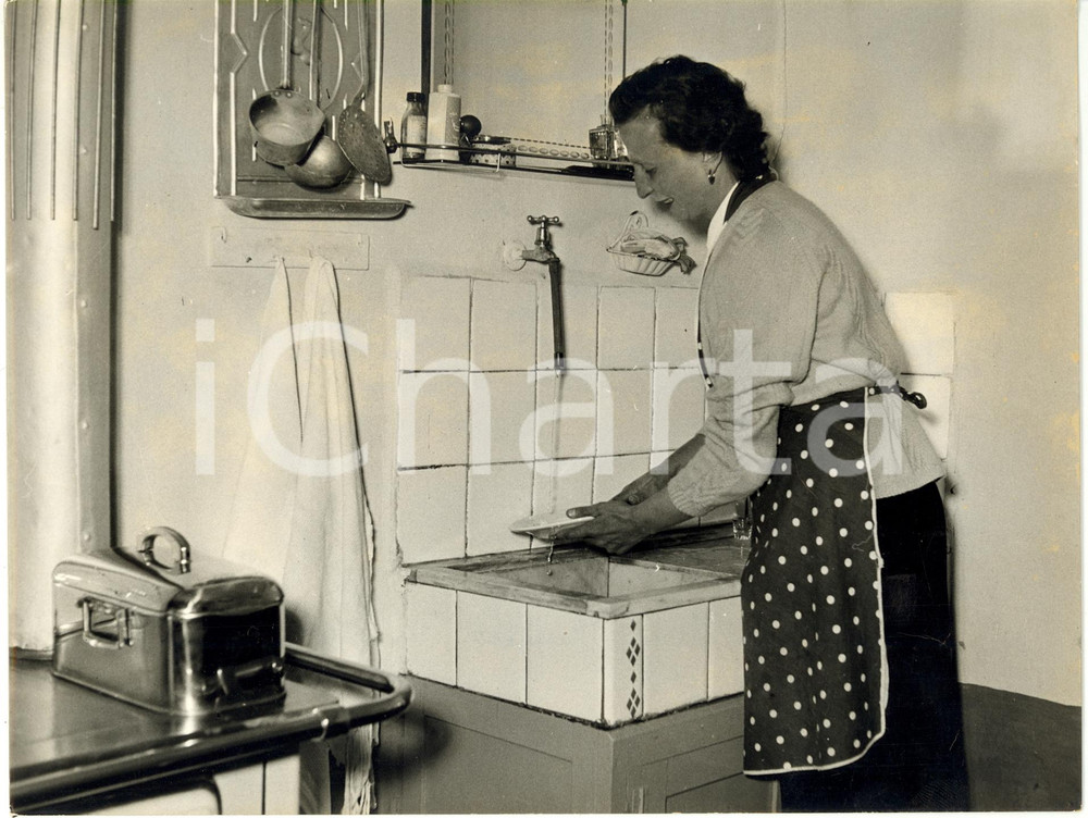 1956 RONCO CANAVESE (TO) Angela OLDINI candidata del Partito Indipendente *Foto