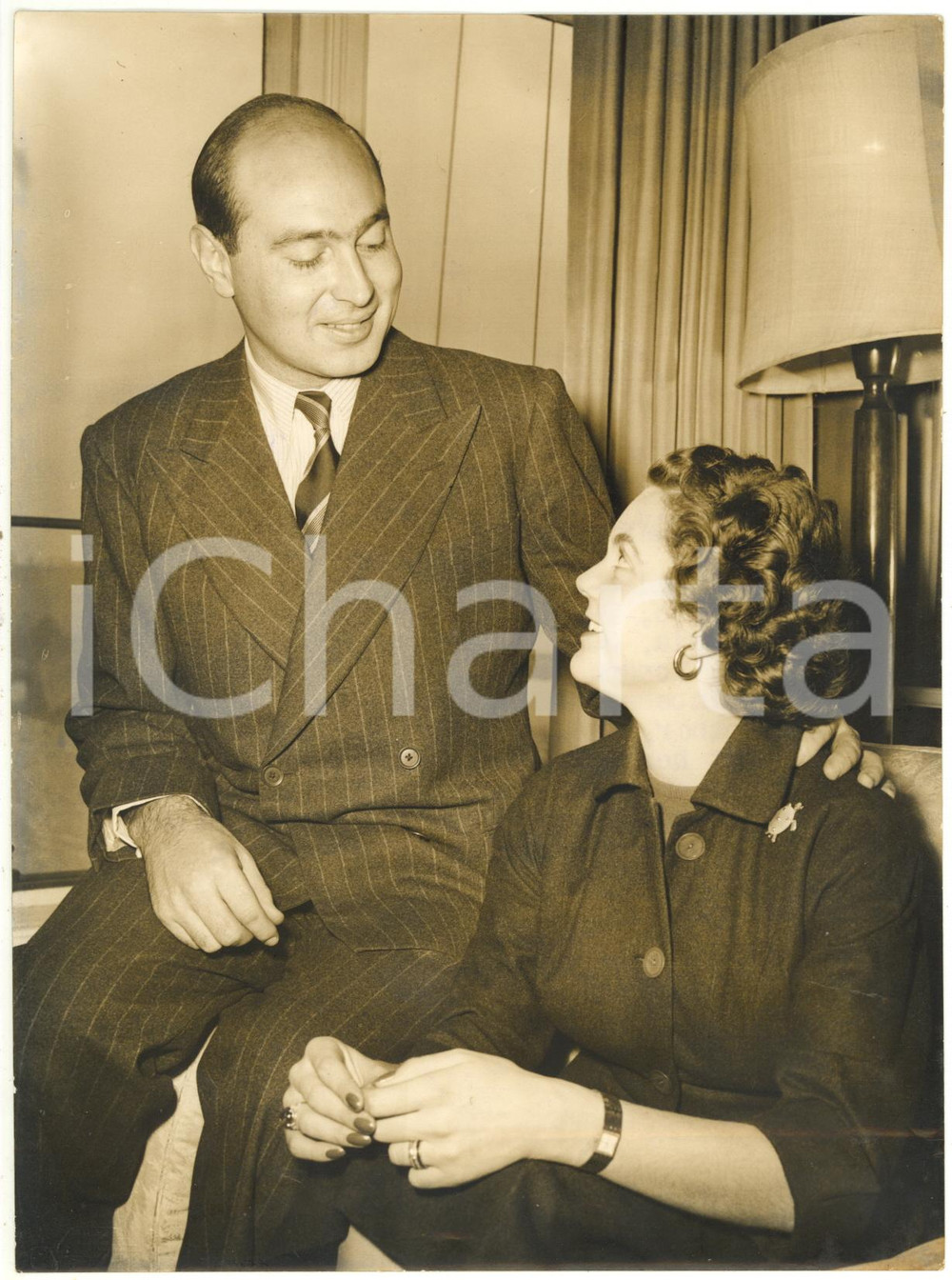 1954 LONDON Savoy Hotel - Alessandro di Jugoslavia con Maria Pia di Savoia *Foto