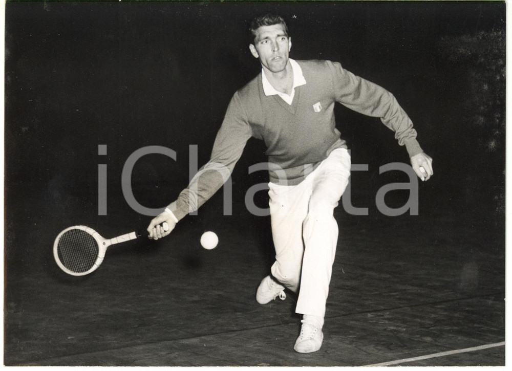 1954 MILANO Italia-Norvegia TENNIS - Oreste SIROLA durante una partita *Foto