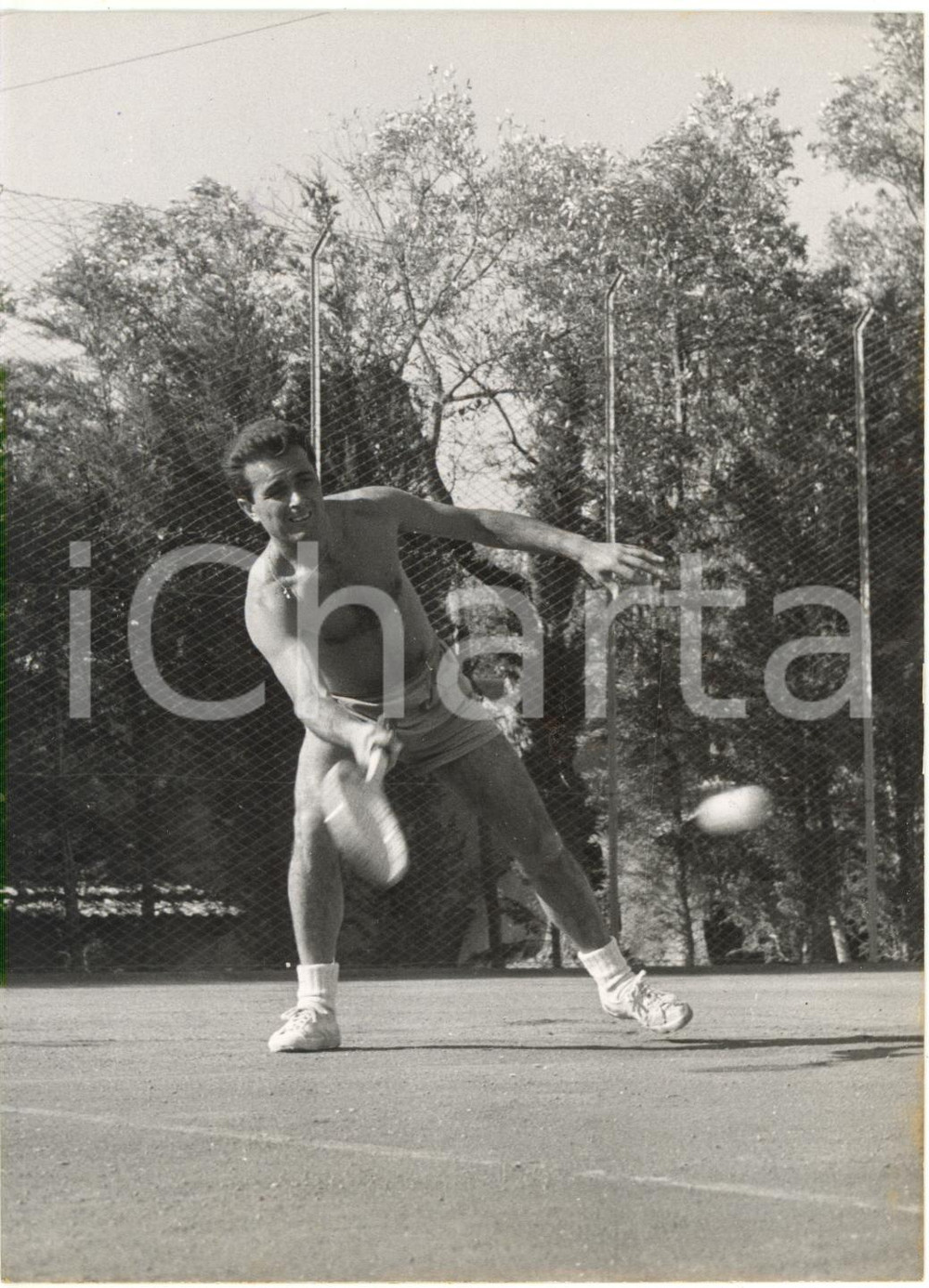 1956 GROTTAFERRATA (ROMA) Tennis - Giuseppe MERLO durante un allenamento *Foto