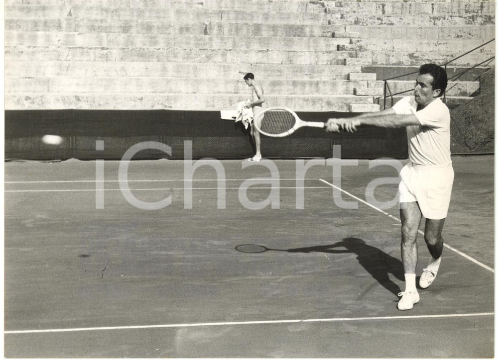 1958 MILANO Coppa Davis TENNIS - Giuseppe MERLO si allena per la finale *Foto