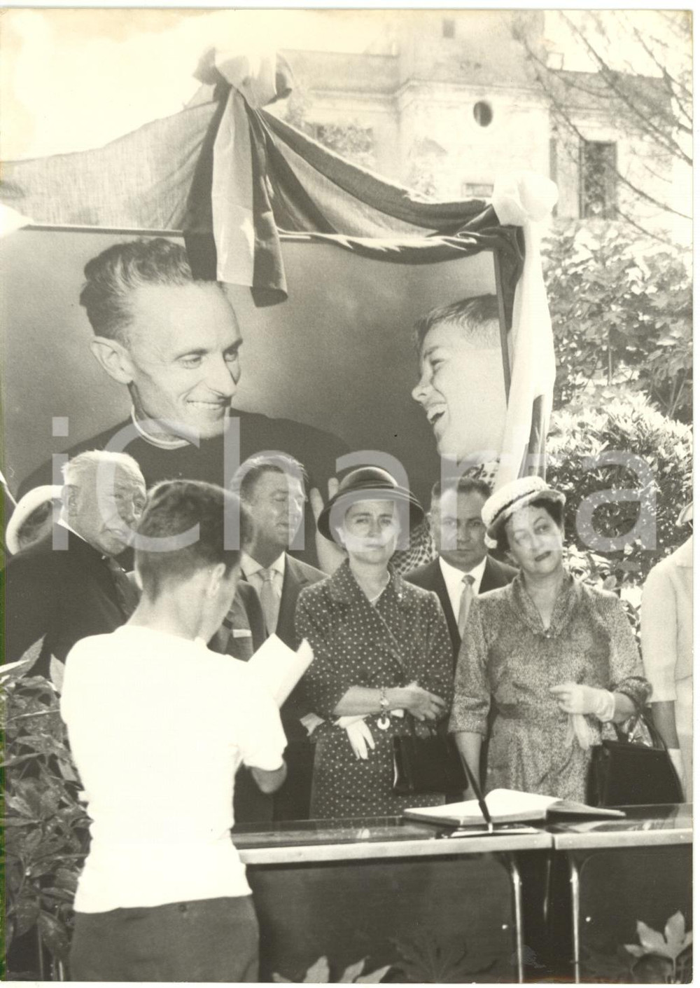 1959 ROMA - Carla GRONCHI e Yvonne DE GAULLE visitano Fondazione DON GNOCCHI