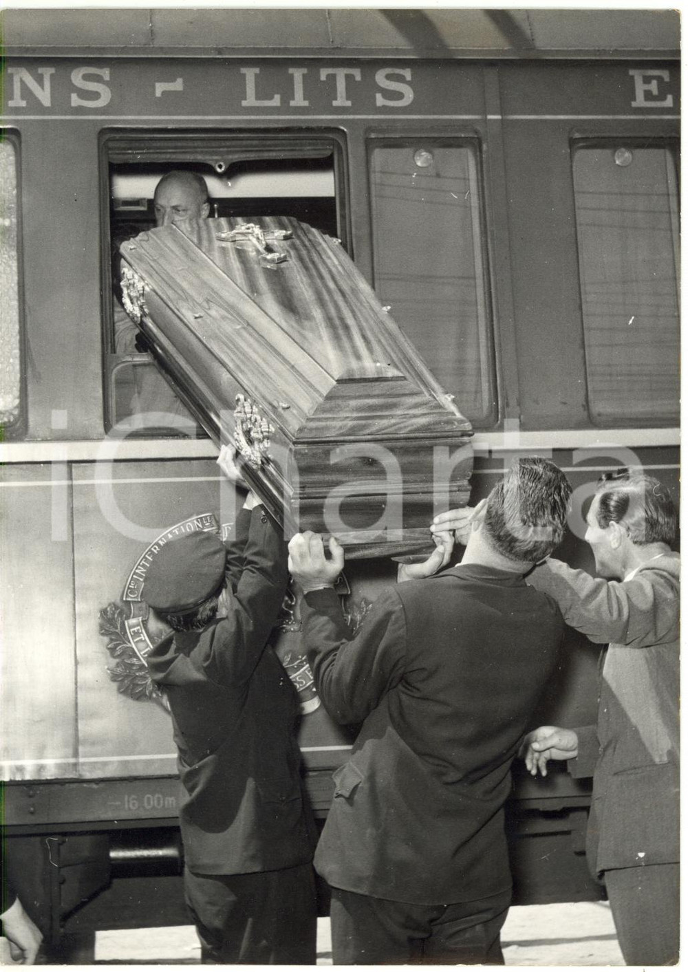 1956 ROMA Morte del senatore Paolo CAPPA - Arrivo del feretro in stazione *Foto