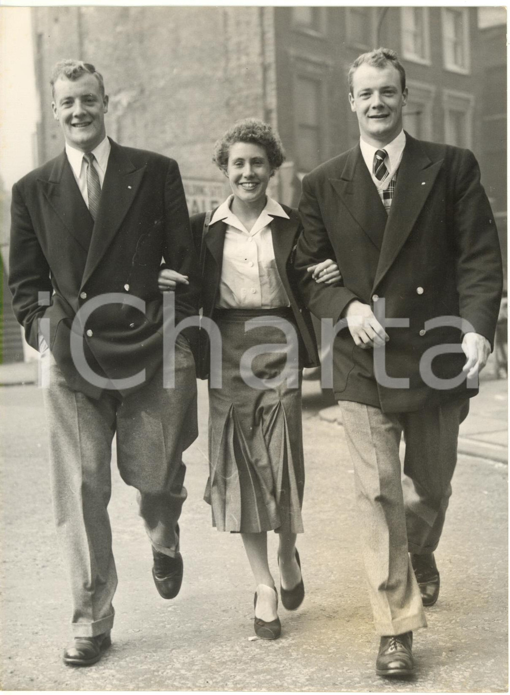 1954 LONDON - Twin Swimmers Bert and Jack WARDROP with high-board diver Ann LONG